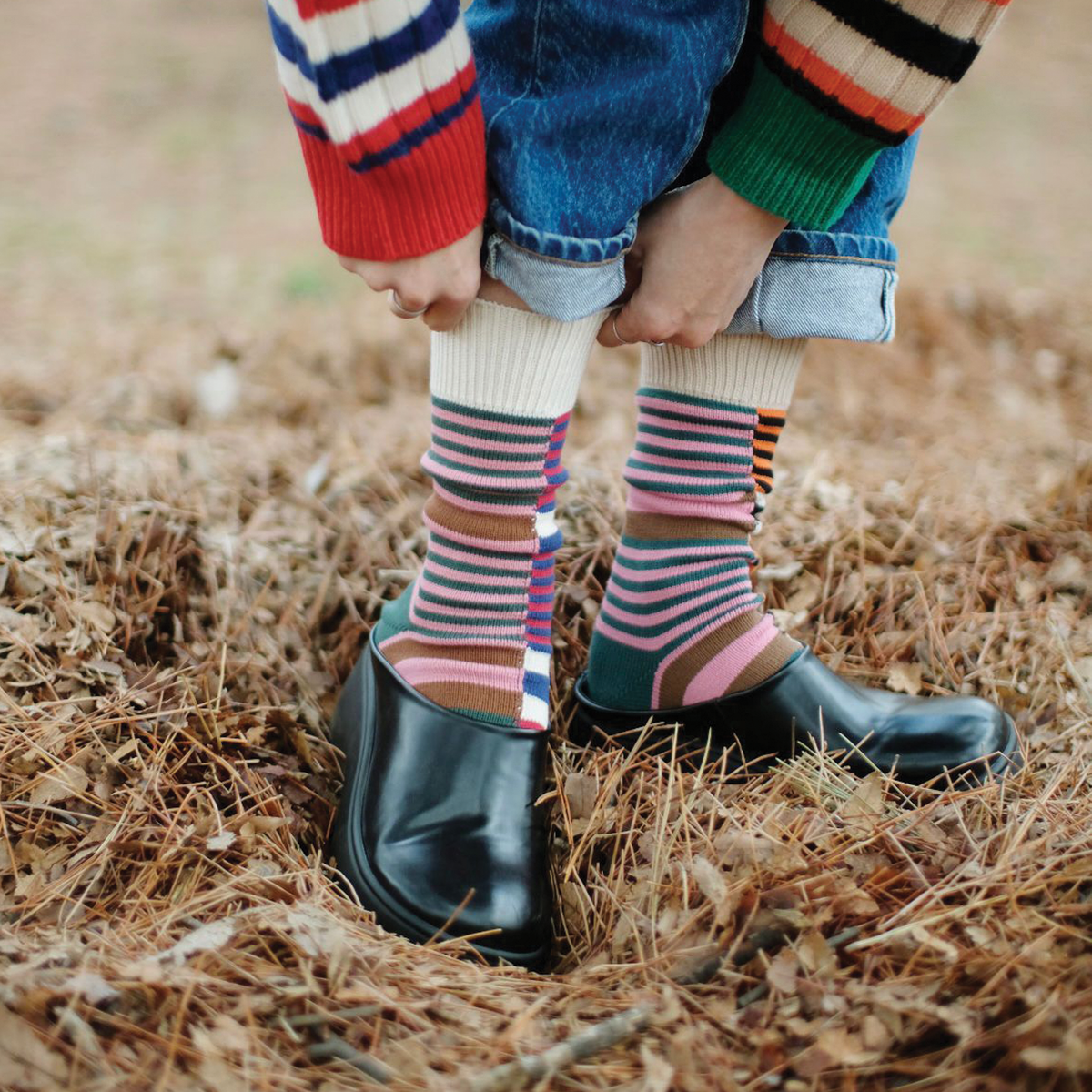 WYP HOiSUM CREW SOCKS